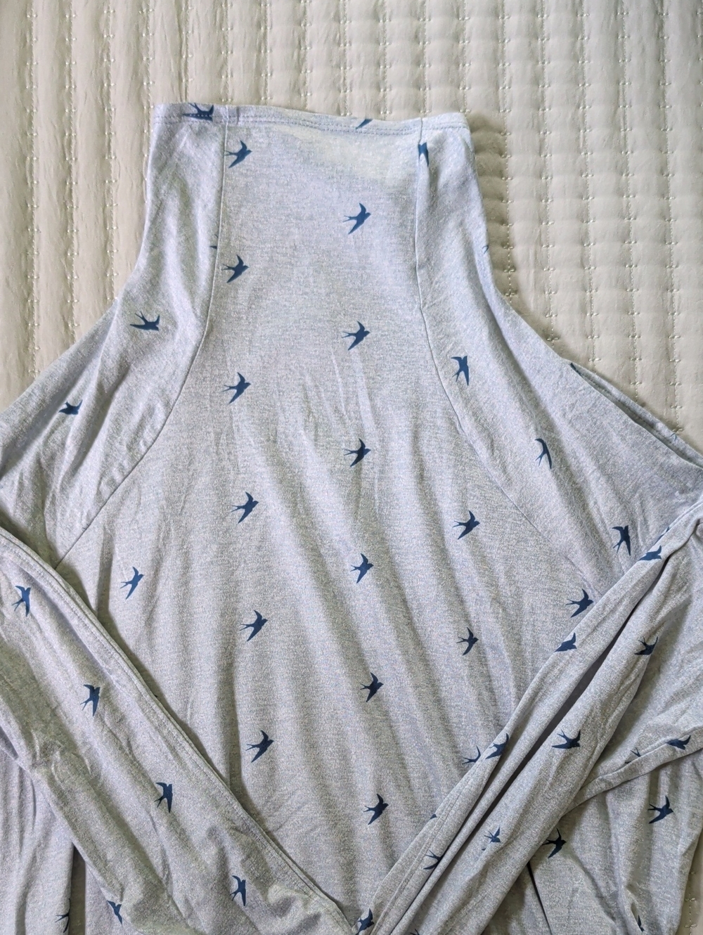oiselle Light Gray Long Sleeve Tee with Blue Bird Print